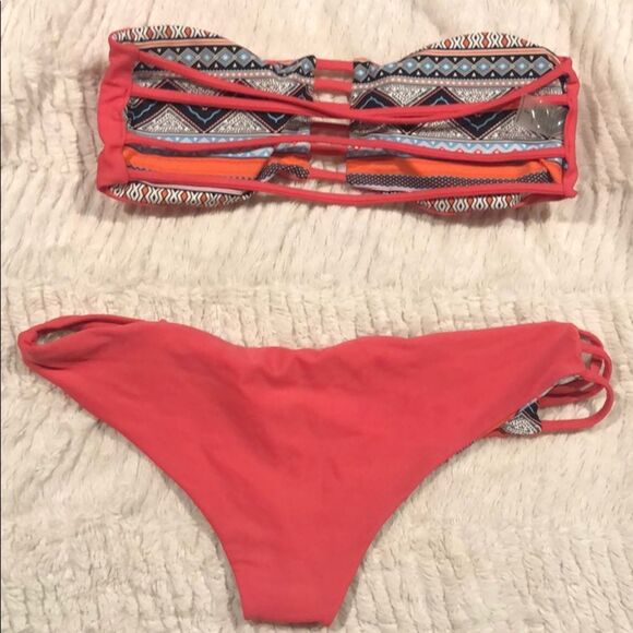 Khongboon bikinis Reversible Bikini - Picture 4 of 4